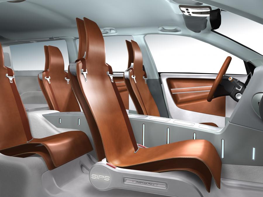  Volvo Adventure Concept Car 2002 года  (фото 3 из 12)